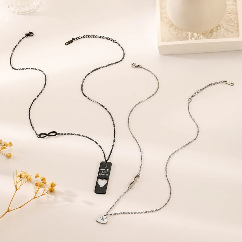 I Carry Your Heart Couple Necklace – Romantic Matching Set