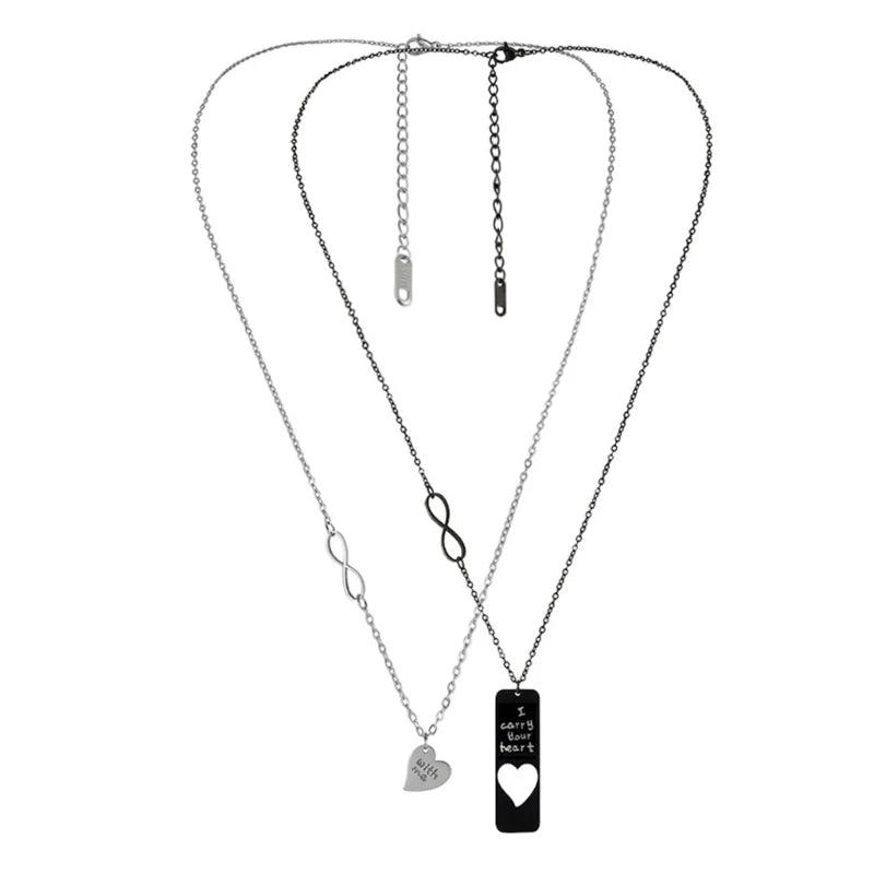 I Carry Your Heart Couple Necklace – Romantic Matching Set