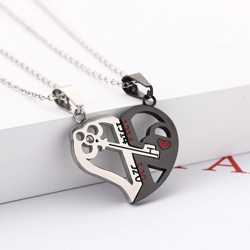 Matching Half Heart Necklaces for Couples – Romantic Jewellery Set