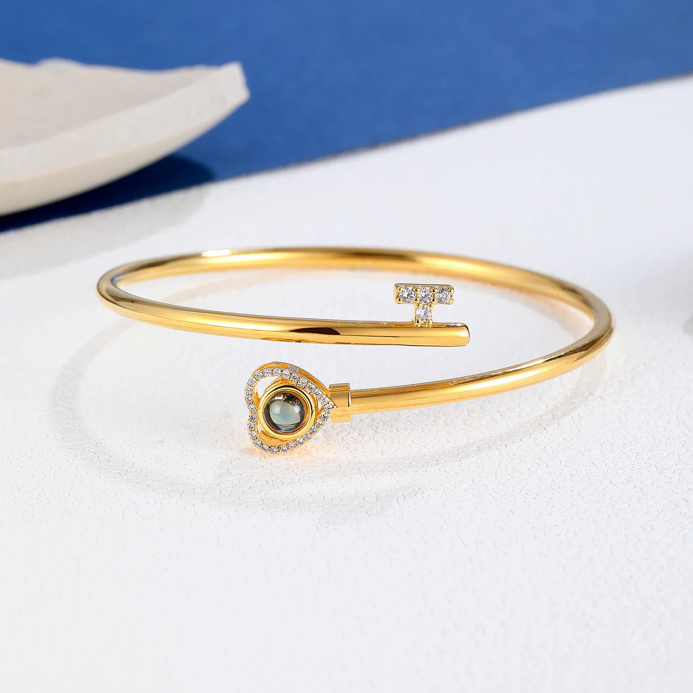 Love Key Photo Projection Bangle Bracelet with Picture Inside