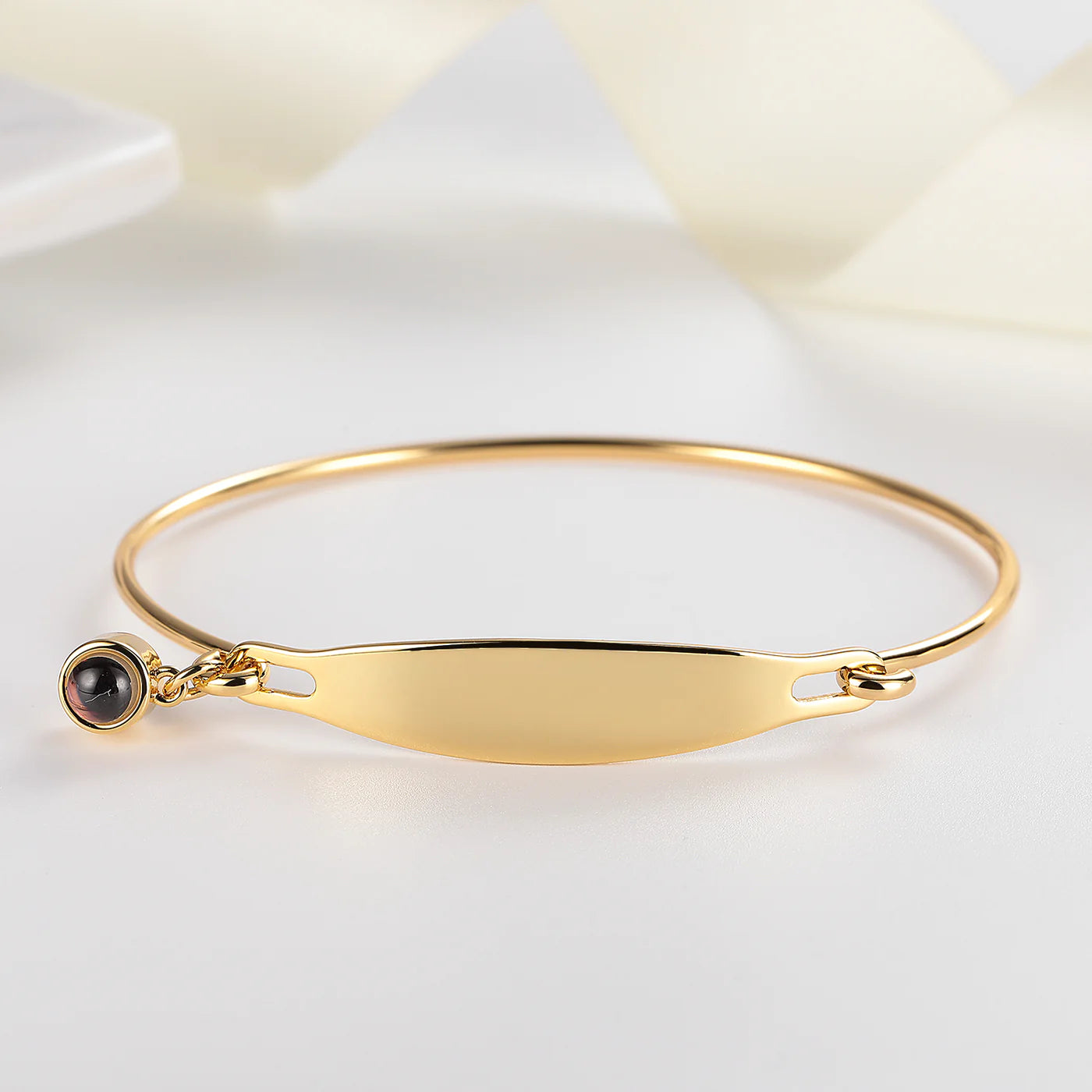 Echoes Engraved Photo Projection Bracelet with Picture Inside Gold