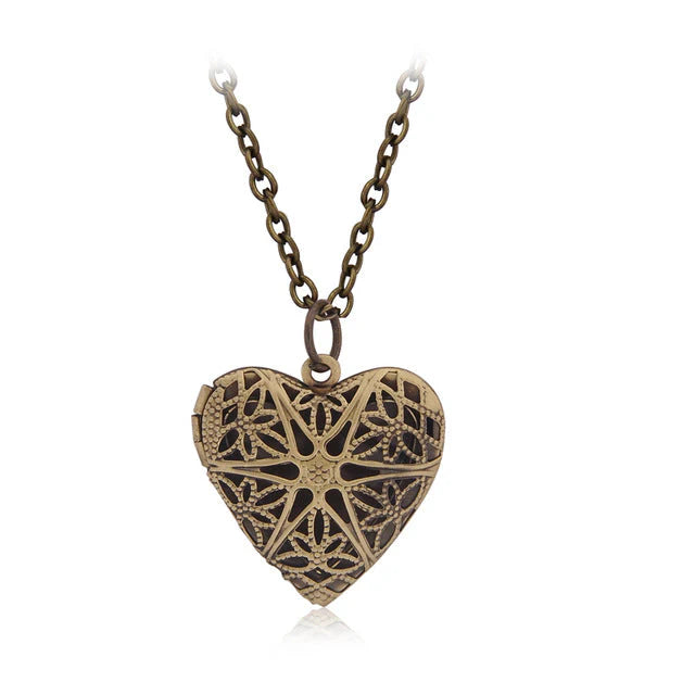 Heart Locket Necklace for Couples – Romantic Matching Jewellery Brown